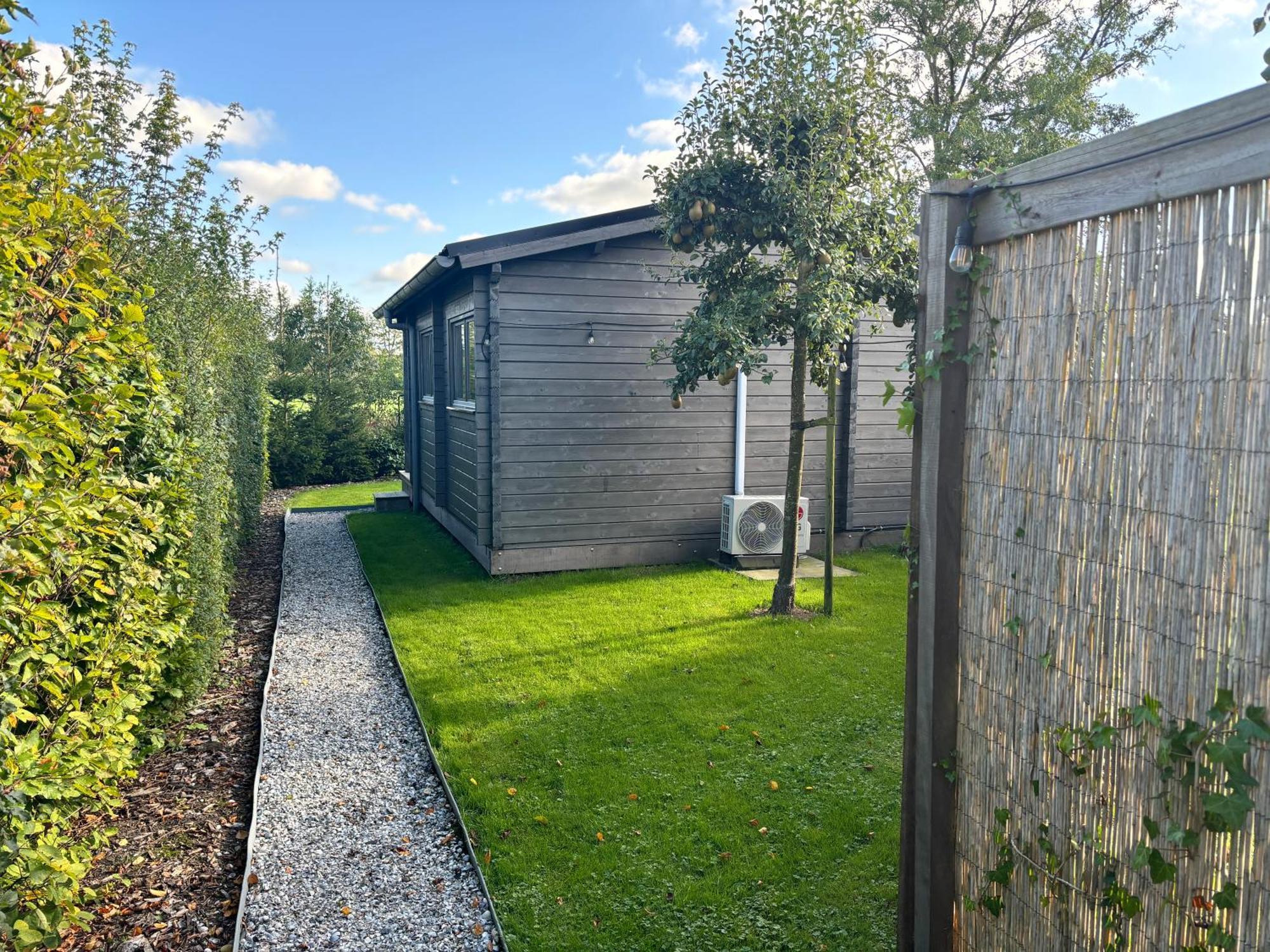 Chalet In Het Groen Met Airco Drachtstercompagnie Eksteriør bilde